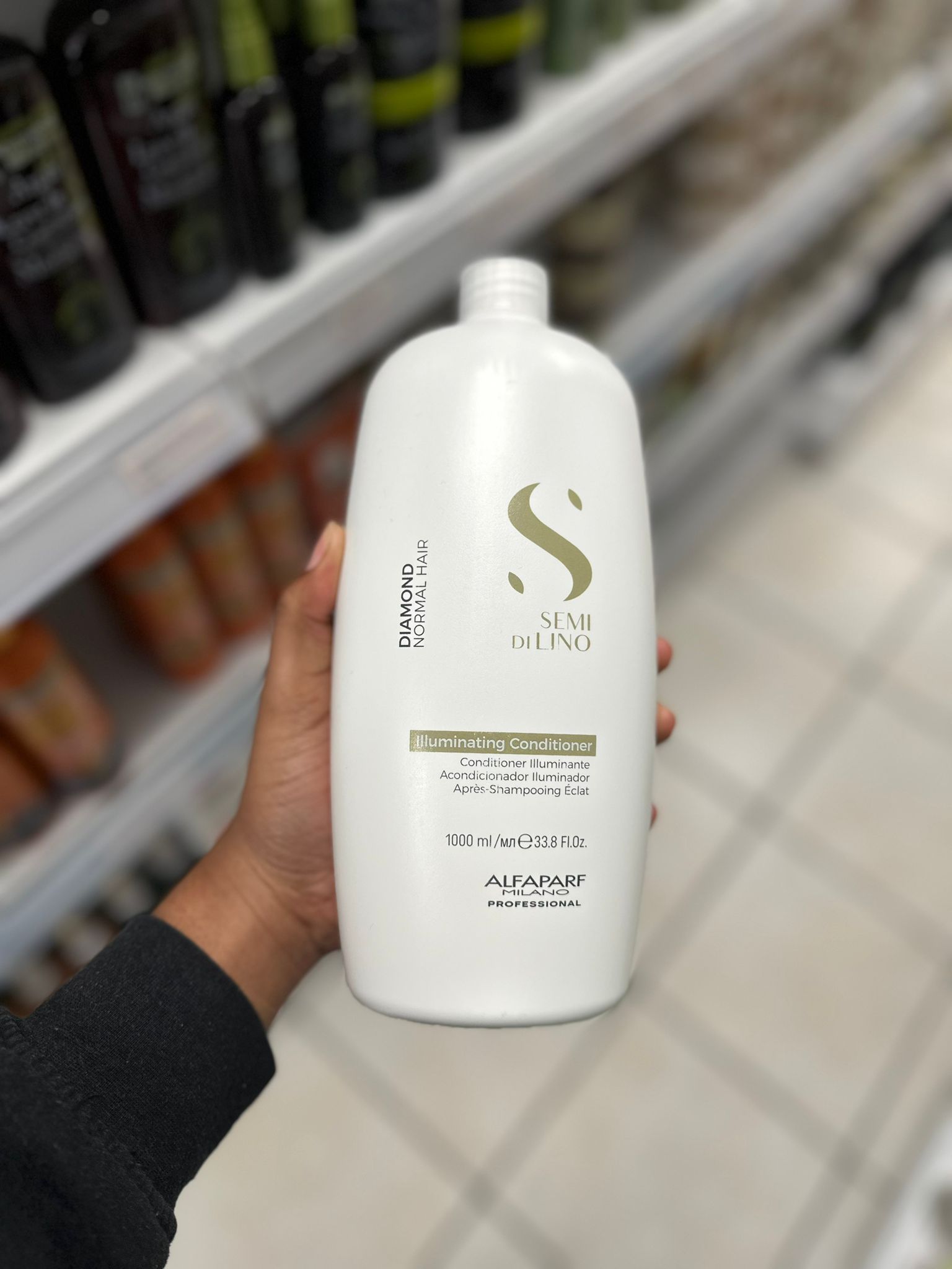 064fbd21-0932-4abc-9f22-255d4f029e51 Alfaparf Semi Di Lino Diamond Illuminating Low Shampoo 1000ml, pump included - Image 1