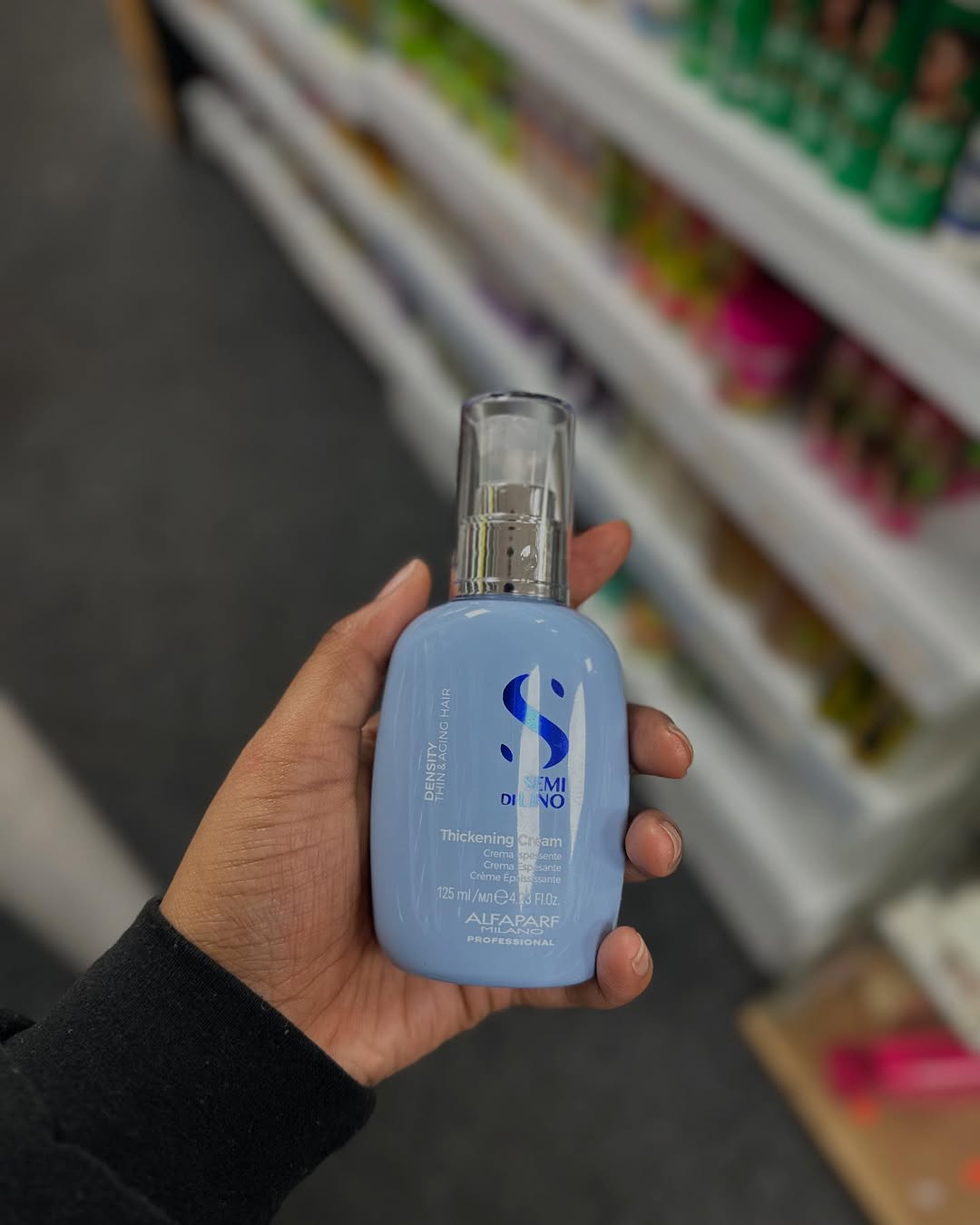 469498406_18033543767372358_7619492810810593493_n AlfaParf Semi Di Lino Density thickening cream for thin and aging hair 125ml - Image 1